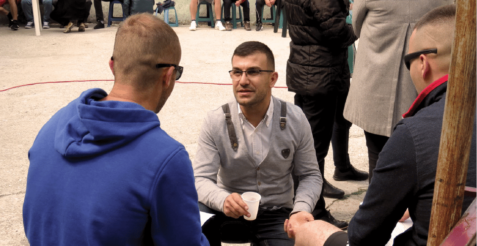 Elk week bezoeken de lokale voorgangers in Albanië de gevangenen in de diverse gevangenissen. Naast hun werk als voorganger van een kerk/gemeente hebben zij het op hun hart om aan deze personen het reddende Evangelie te vertellen. De dagen in de gevangenis zijn eentonig, lang en en zonder hoop. Steunt u hen met een bemoedigingsgift? […]