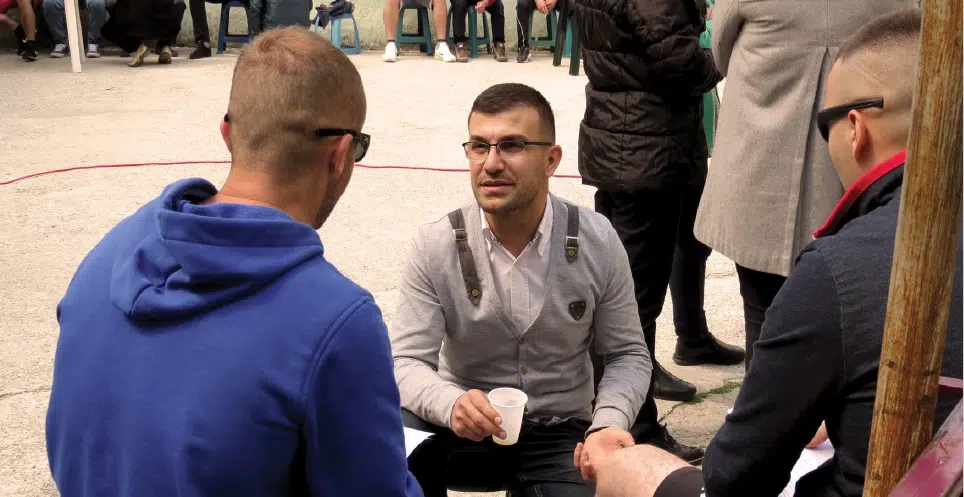 Elk week bezoeken de lokale voorgangers in Albanië de gevangenen in de diverse gevangenissen. Naast hun werk als voorganger van een kerk/gemeente hebben zij het op hun hart om aan deze personen het reddende Evangelie te vertellen. De dagen in de gevangenis zijn eentonig, lang en en zonder hoop. Steunt u hen met een bemoedigingsgift? […]
