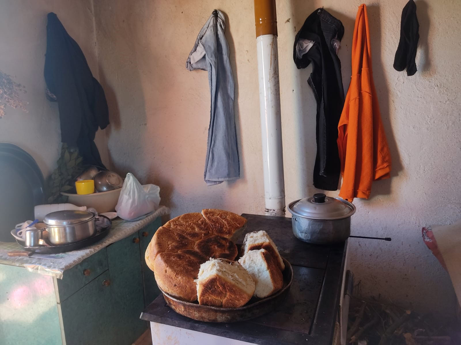 Actie: voedselpakketten Albanië!  Stichting Antwoord gaat op reis! In april a.s. gaat een groep op reis naar Albanië om de cultuur te leren kennen, om van de natuur te genieten, projecten te bezoeken, maar ook om ‘iets’ te brengen. Vandaar de vraag om een voedselpakket te sponsoren. Ter plekke zullen lokale producten gekocht en verzameld [&hellip;]